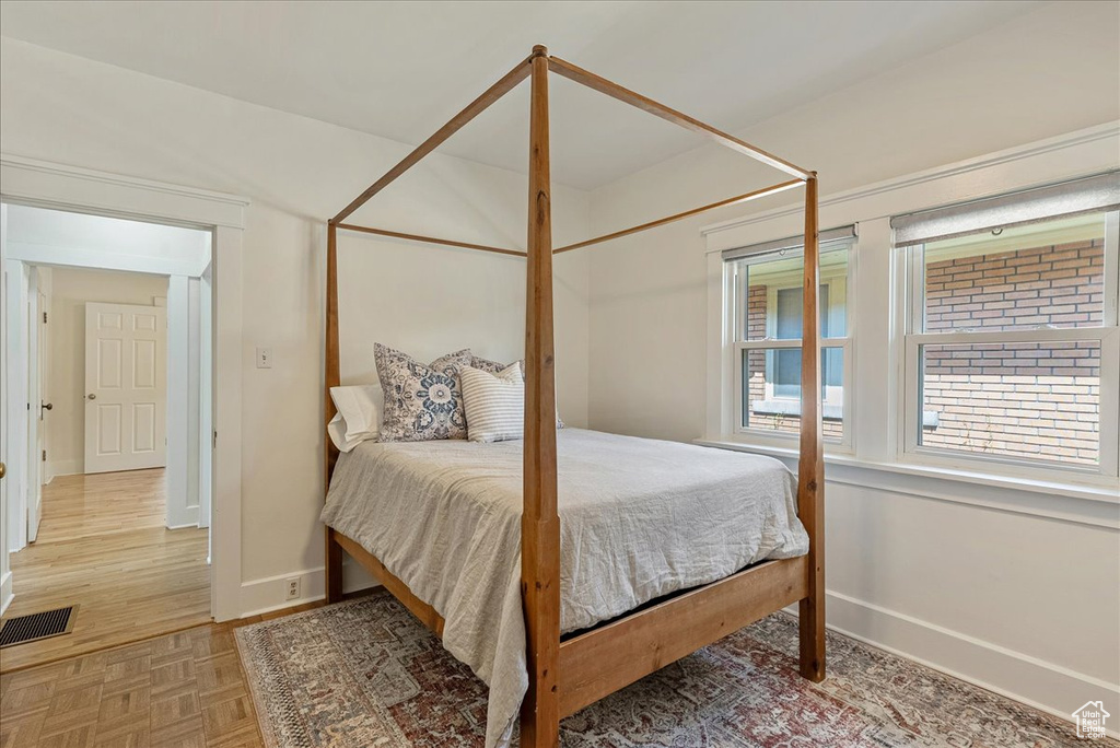 Bedroom with baseboards