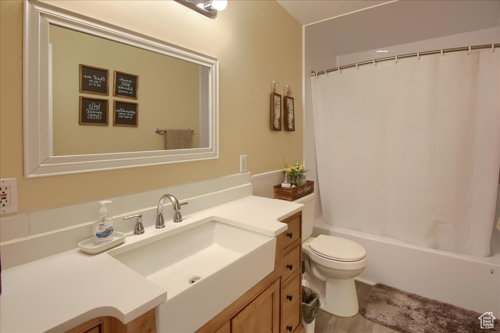 5724 W DARLE AVE West Valley City, UT 84128