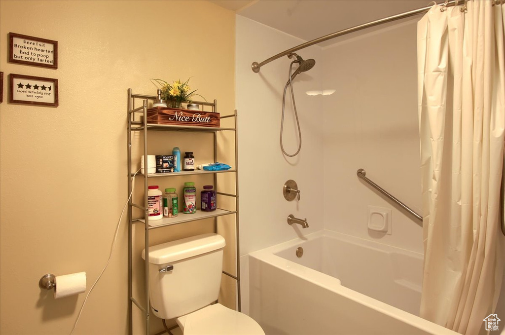 5724 W DARLE AVE West Valley City, UT 84128