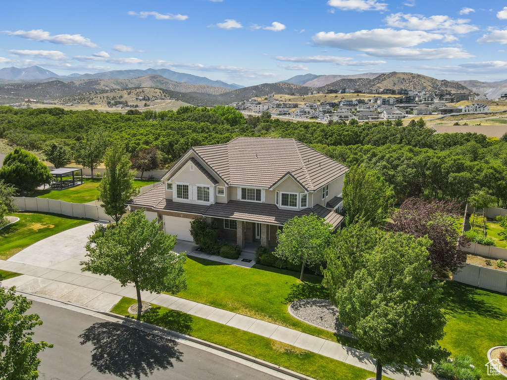 View from above of property featuring mountains