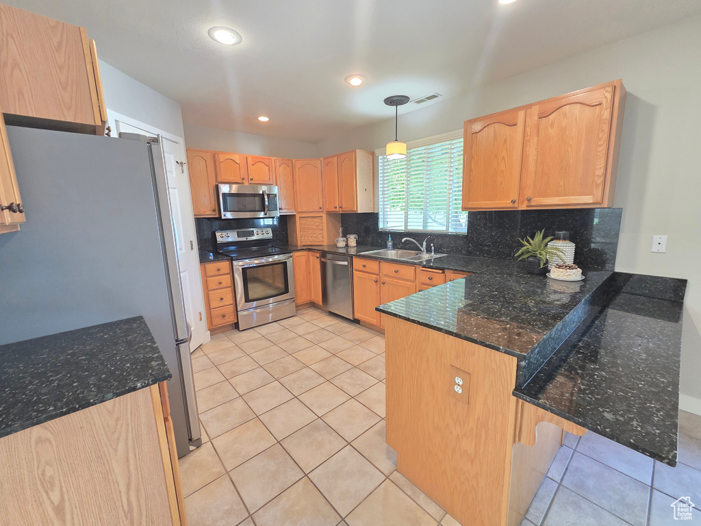 Photo 9 for MLS #2094142 at 1118 W Autumn Leaf Ln