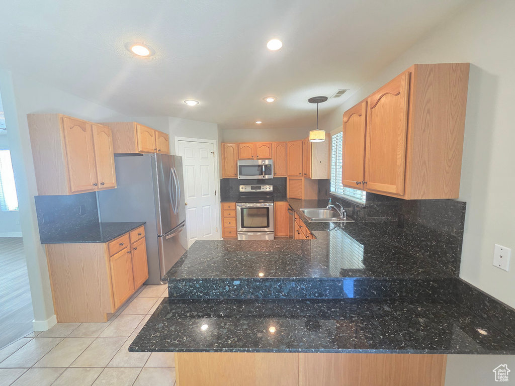 1118 W AUTUMN LEAF LN Taylorsville, UT 84123