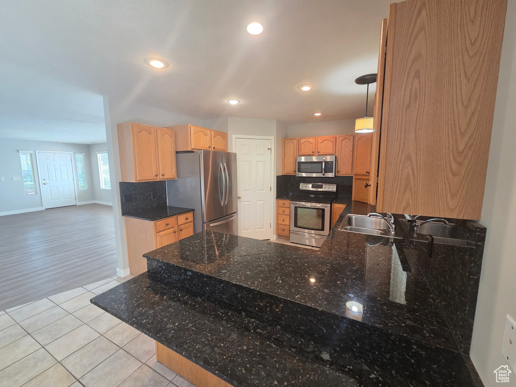 1118 W AUTUMN LEAF LN Taylorsville, UT 84123