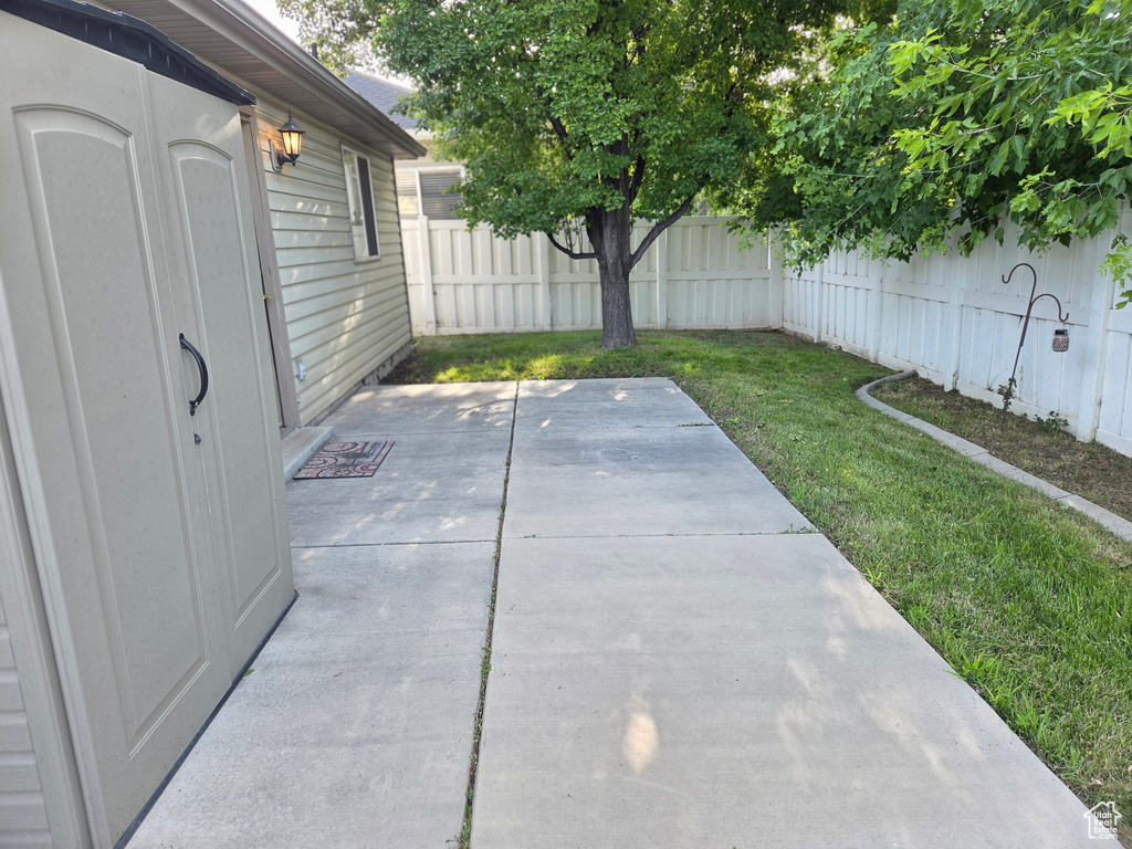 1118 W AUTUMN LEAF LN Taylorsville, UT 84123