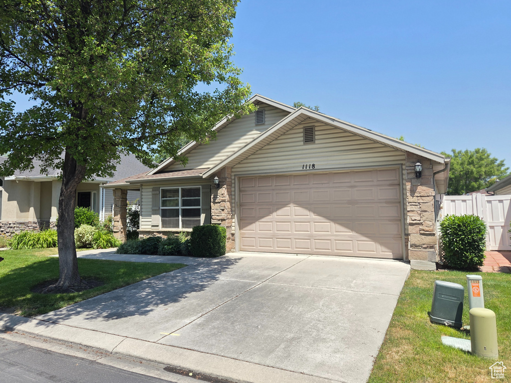 1118 W AUTUMN LEAF LN Taylorsville, UT 84123