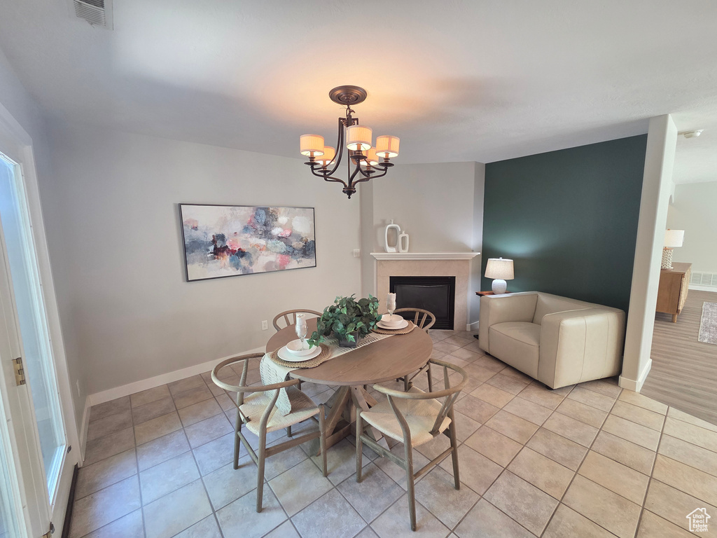 Photo 12 for MLS #2094142 at 1118 W Autumn Leaf Ln