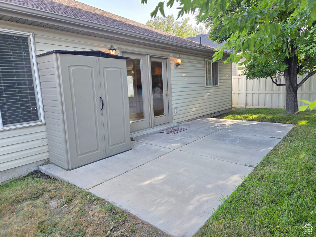 1118 W AUTUMN LEAF LN Taylorsville, UT 84123