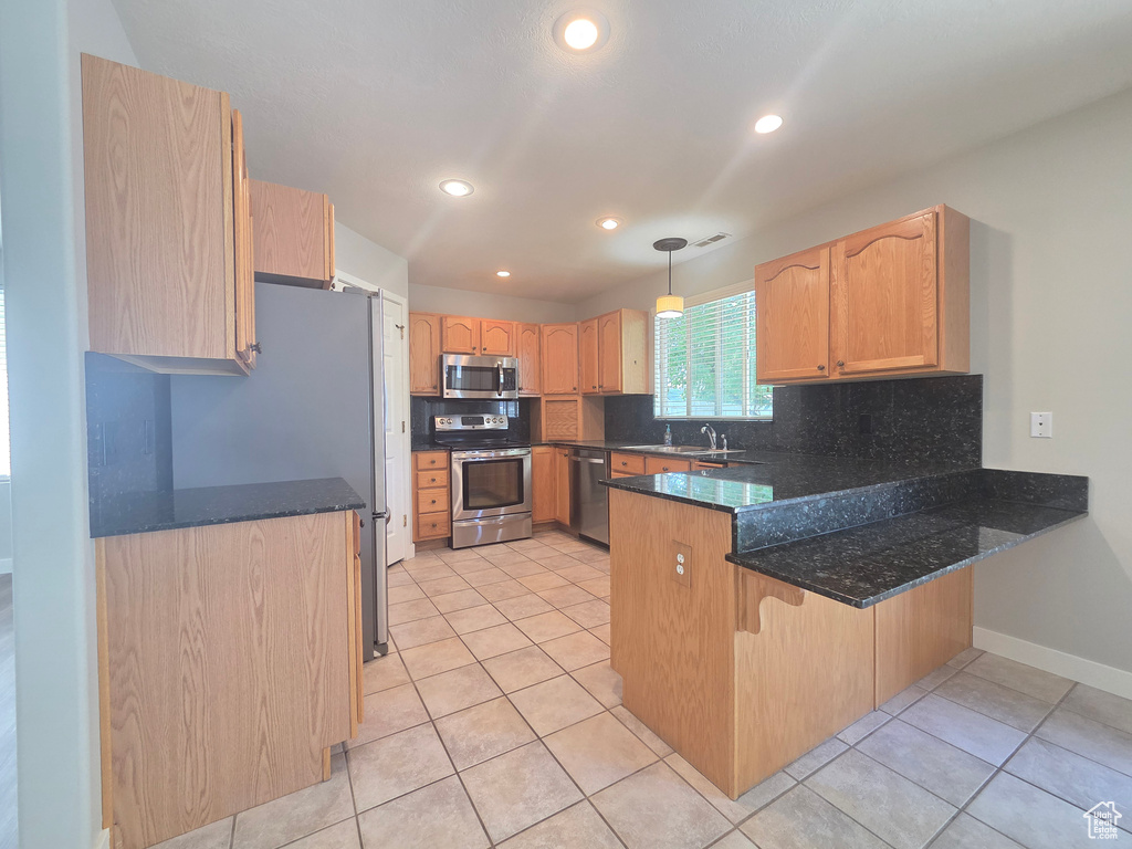 1118 W AUTUMN LEAF LN Taylorsville, UT 84123