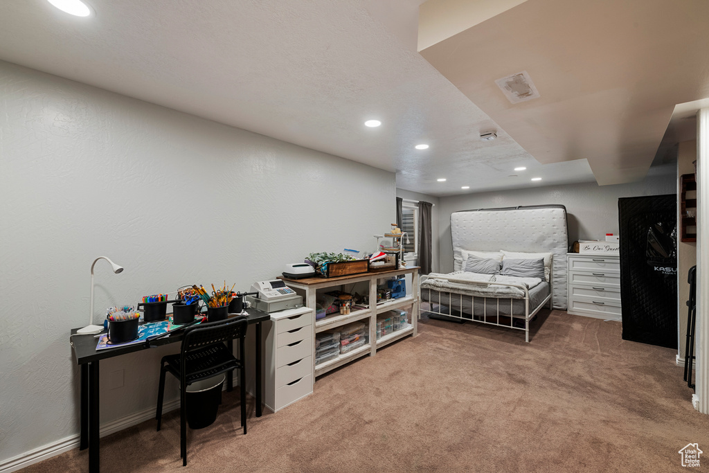 477 W 2600 N Lehi, UT 84043