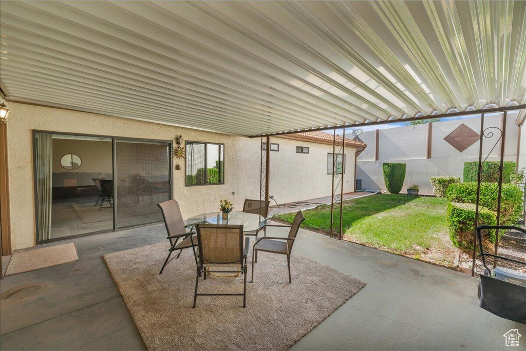 View of patio / terrace with outdoor dining area