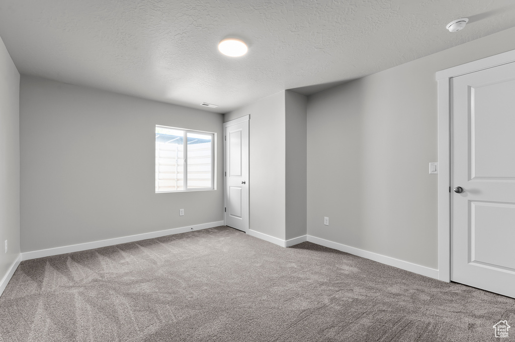 6592 W RAYNOLDS PEAK WAY West Jordan, UT 84081