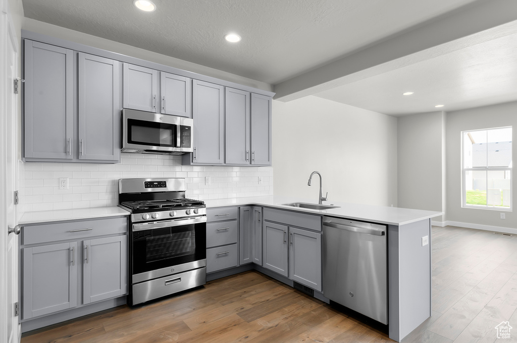 6592 W RAYNOLDS PEAK WAY West Jordan, UT 84081