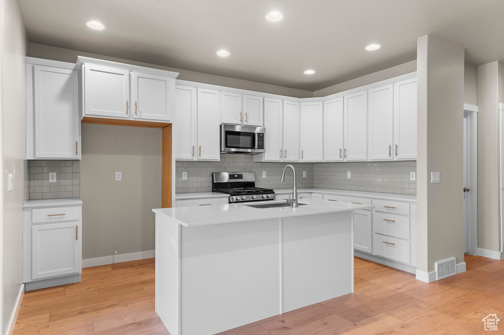 6588 W RAYNOLDS PEAK WAY West Jordan, UT 84081