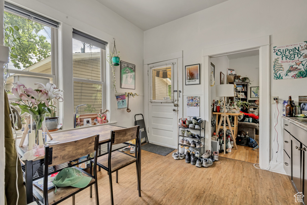 Dining room with light wood-style floors