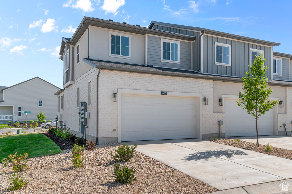 6586 W RAYNOLDS PEAK WAY West Jordan, UT 84081