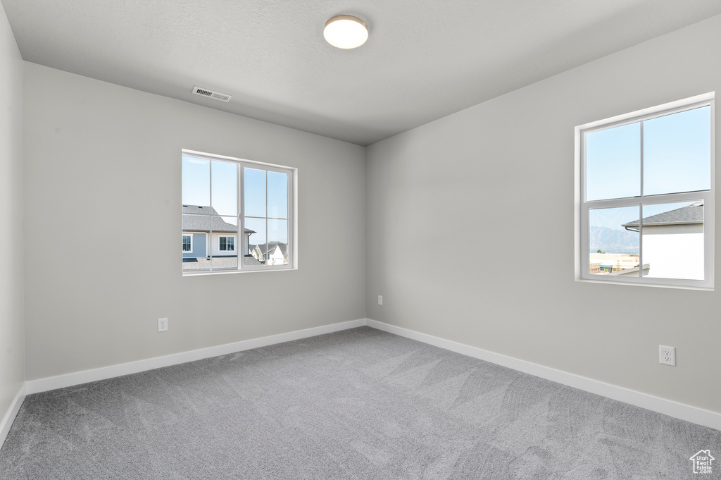 6586 W RAYNOLDS PEAK WAY West Jordan, UT 84081
