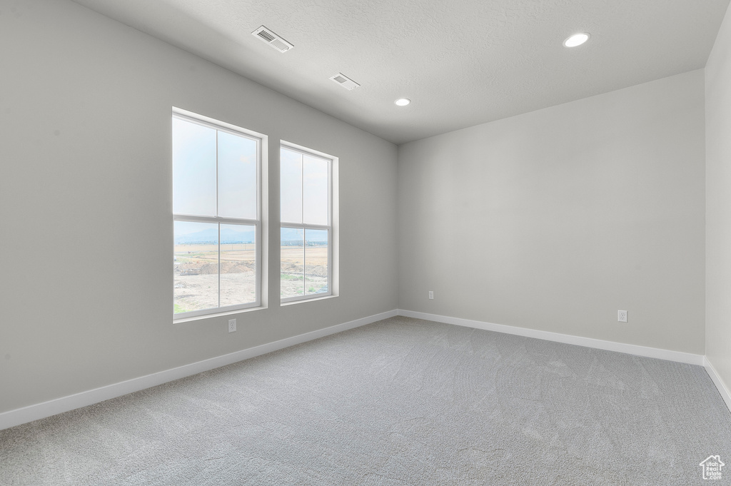 6586 W RAYNOLDS PEAK WAY West Jordan, UT 84081