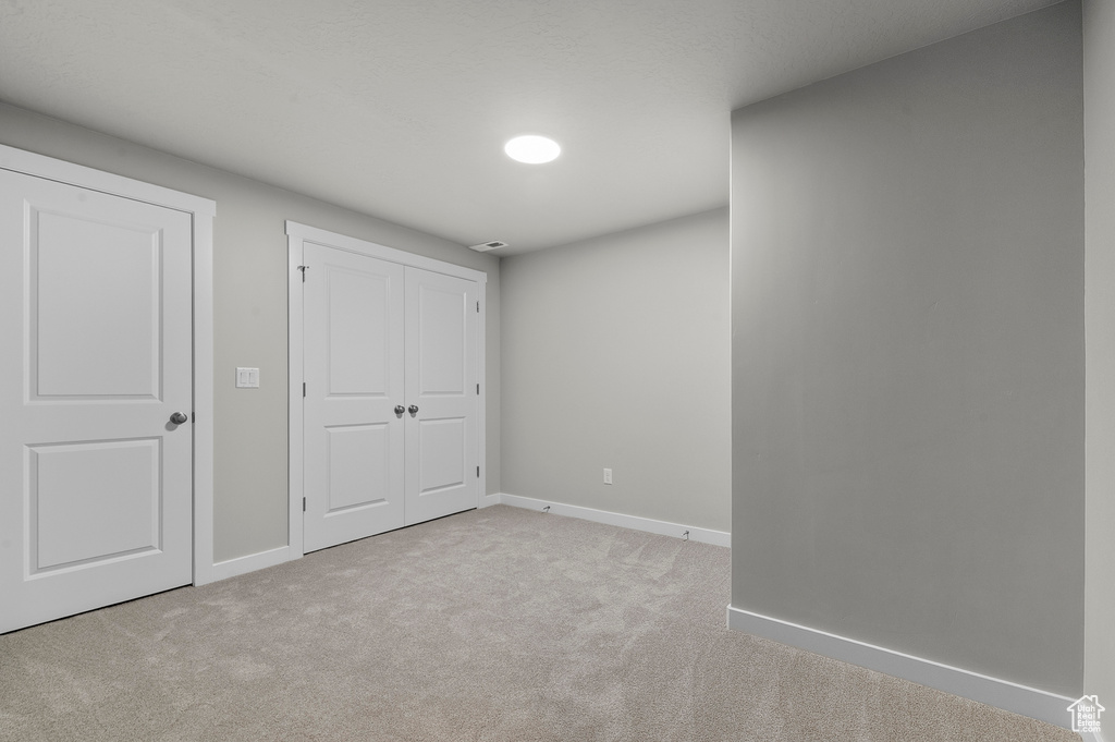 6586 W RAYNOLDS PEAK WAY West Jordan, UT 84081