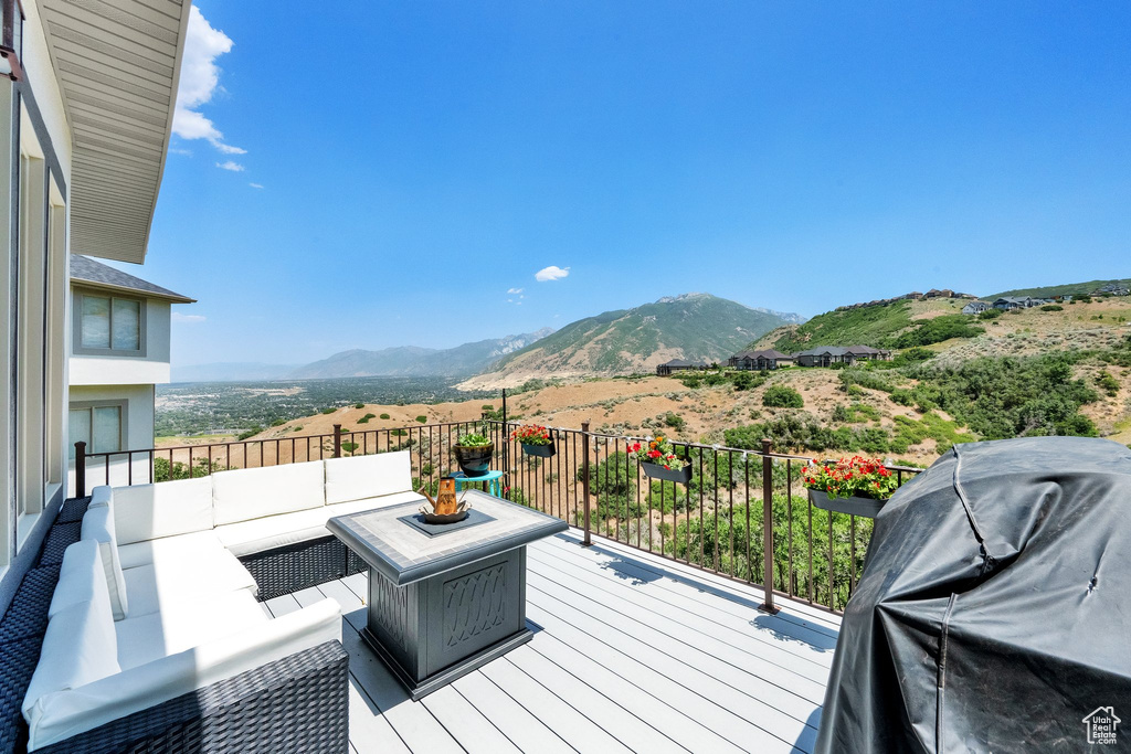 923 E ABSAROKA CT Draper, UT 84020