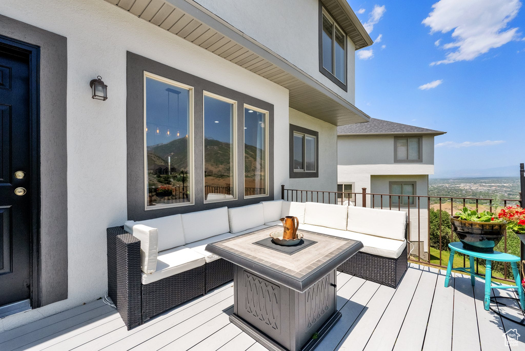 923 E ABSAROKA CT Draper, UT 84020
