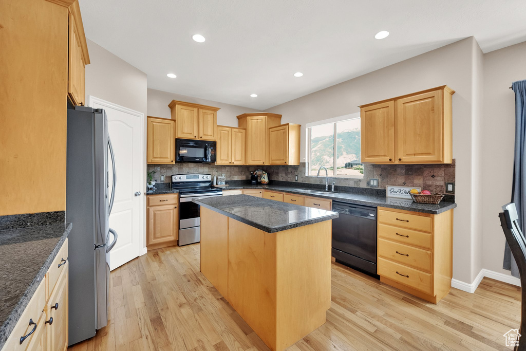 923 E ABSAROKA CT Draper, UT 84020