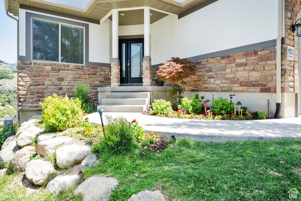 923 E ABSAROKA CT Draper, UT 84020