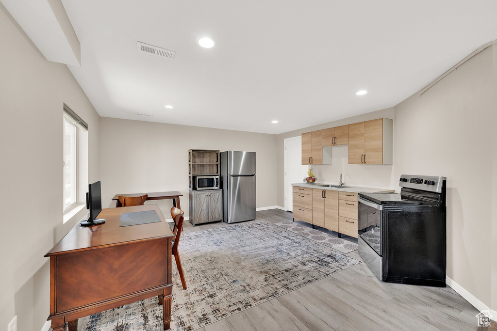 923 E ABSAROKA CT Draper, UT 84020