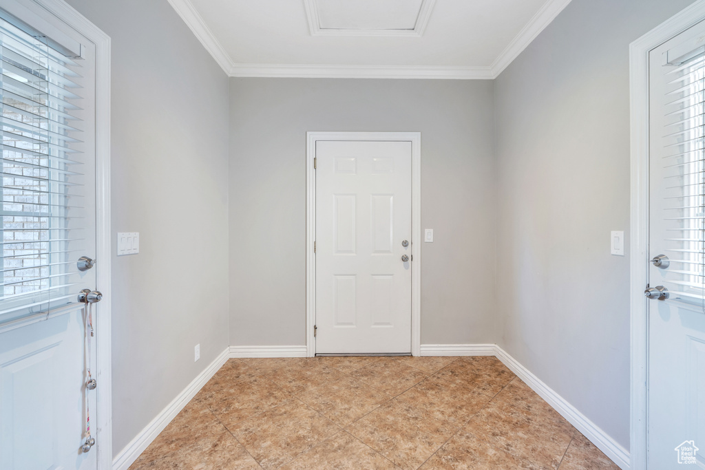 Doorway with crown molding