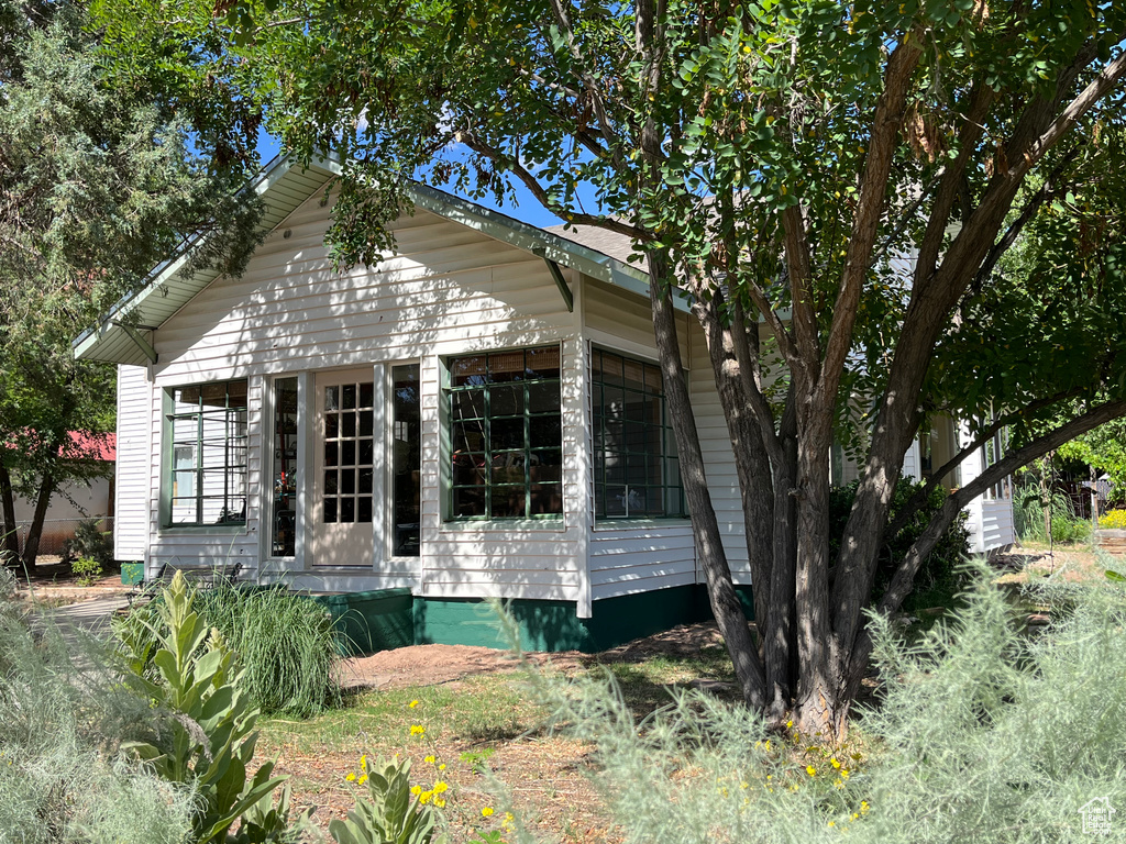 102 N 300 E Moab, UT 84532