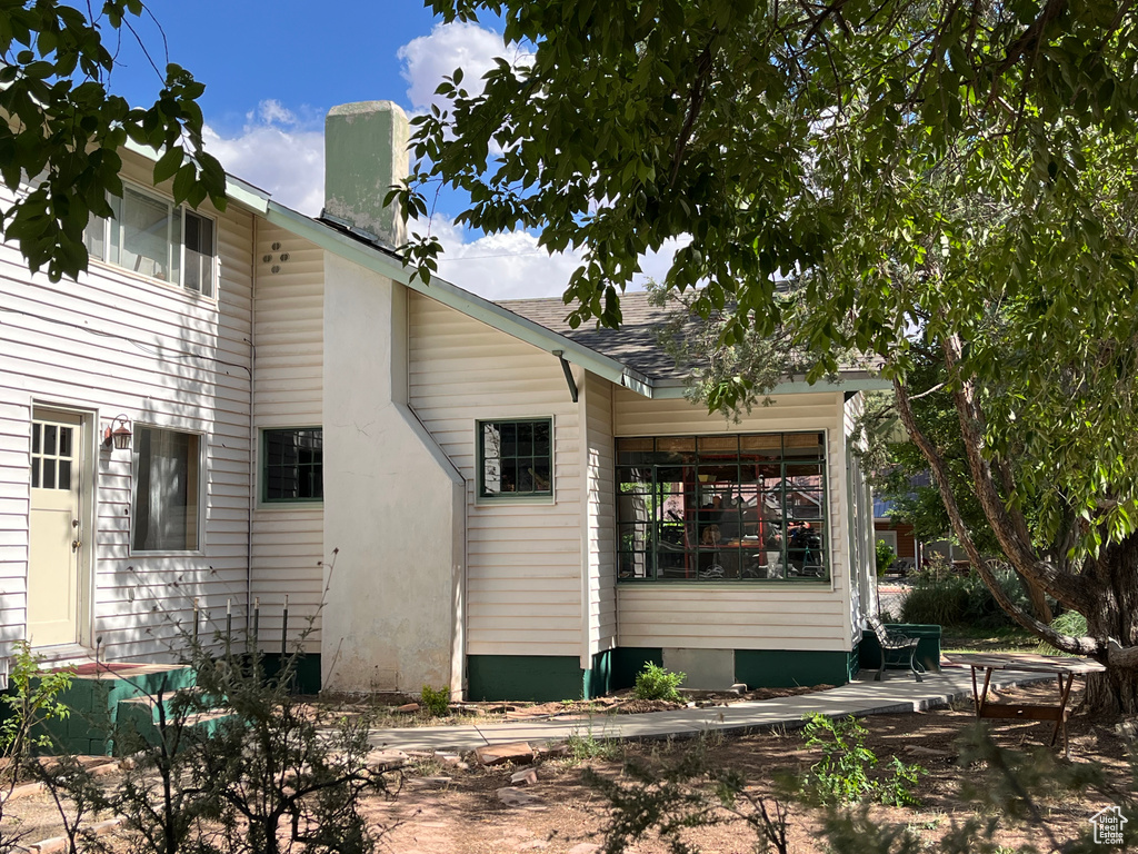 102 N 300 E Moab, UT 84532