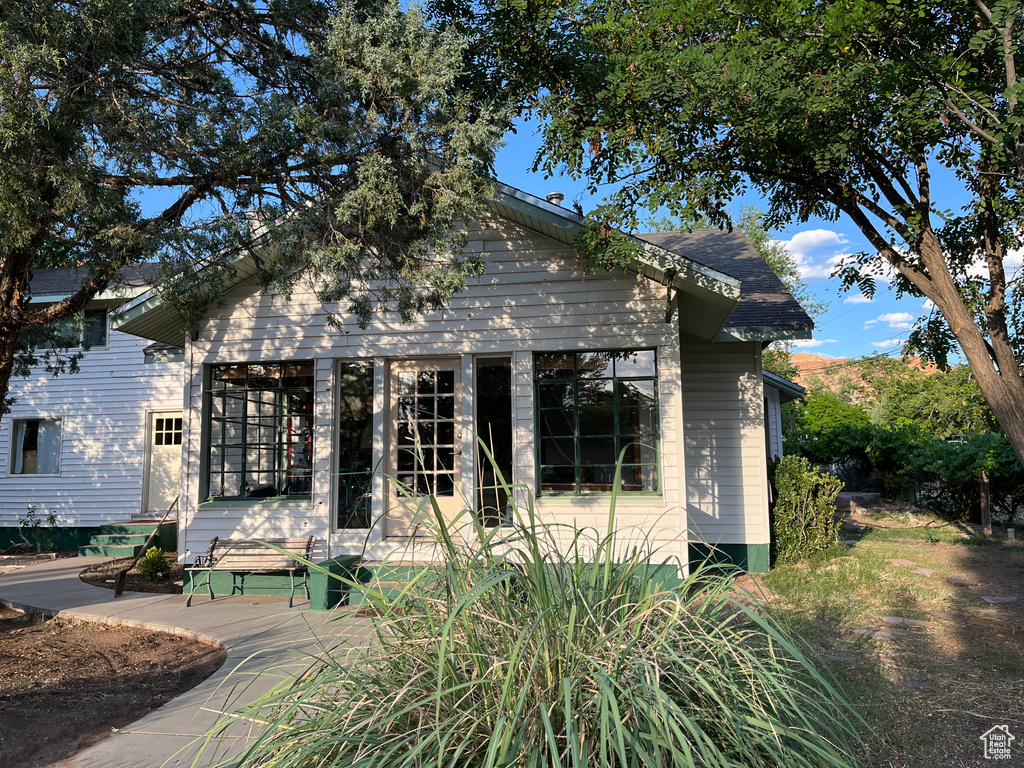 102 N 300 E Moab, UT 84532