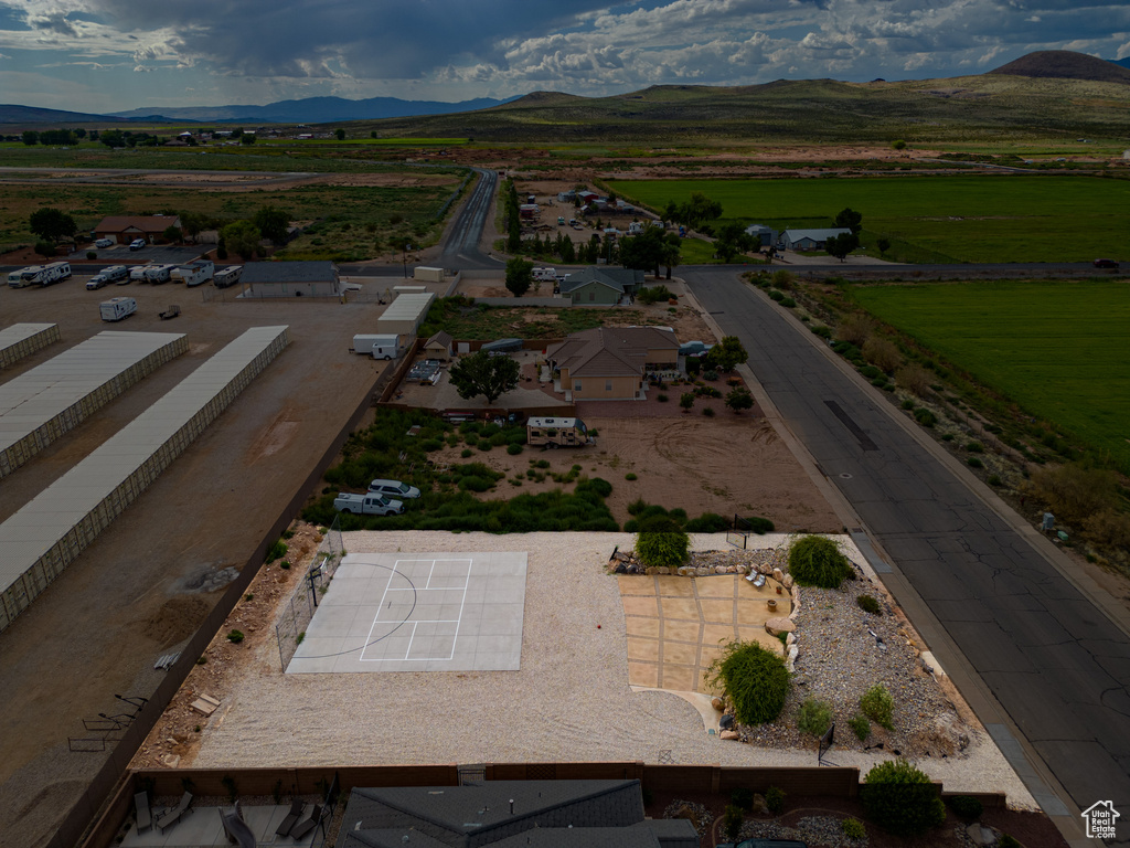 View of property location featuring mountains