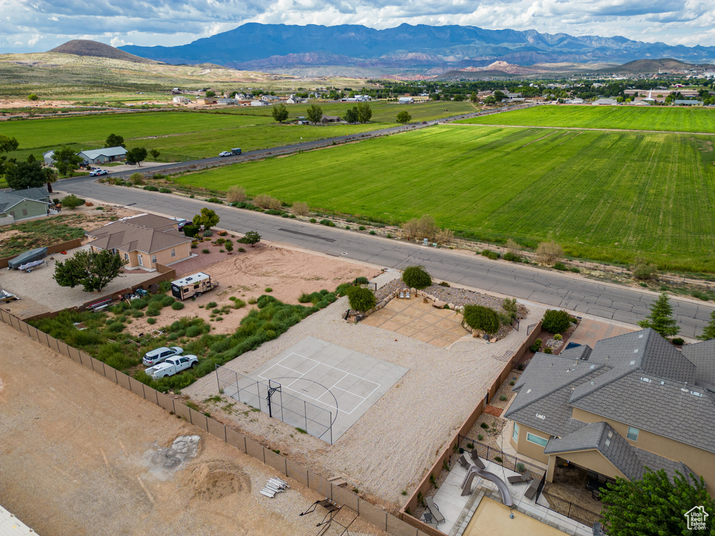 Aerial view of sparsely populated area with mountains