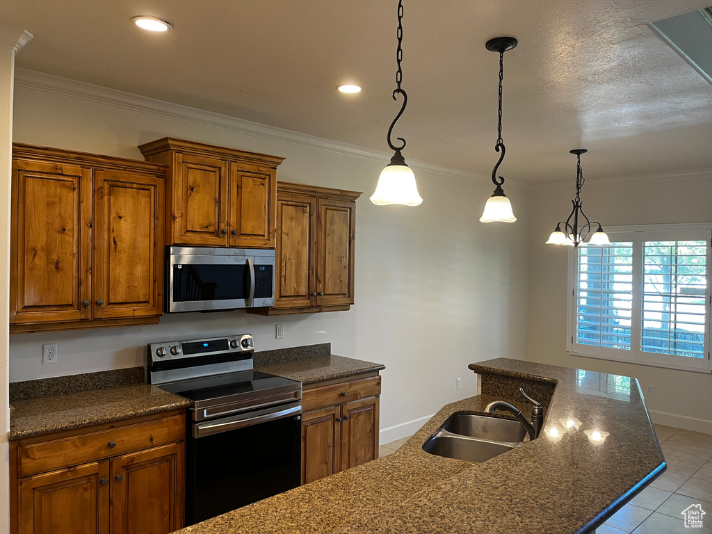 933 N 900 W Orem, UT 84057