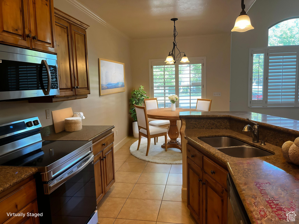 933 N 900 W Orem, UT 84057