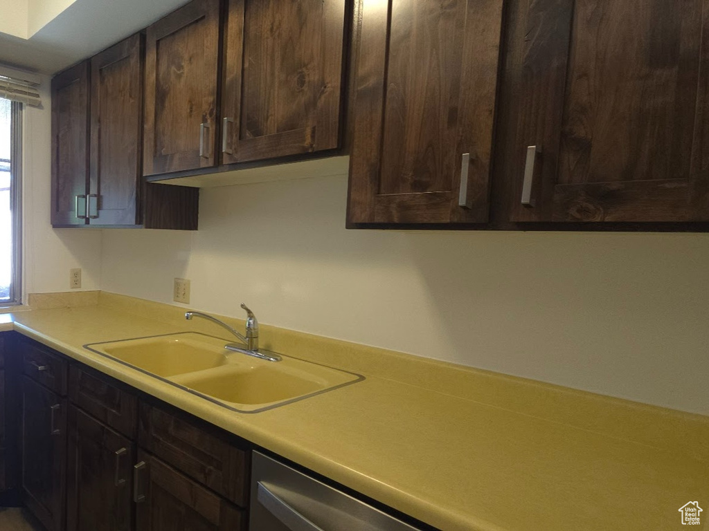 Photo 3 for MLS #2094251 at 325 E 2550 North #96