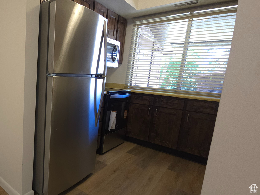 Photo 4 for MLS #2094251 at 325 E 2550 North #96
