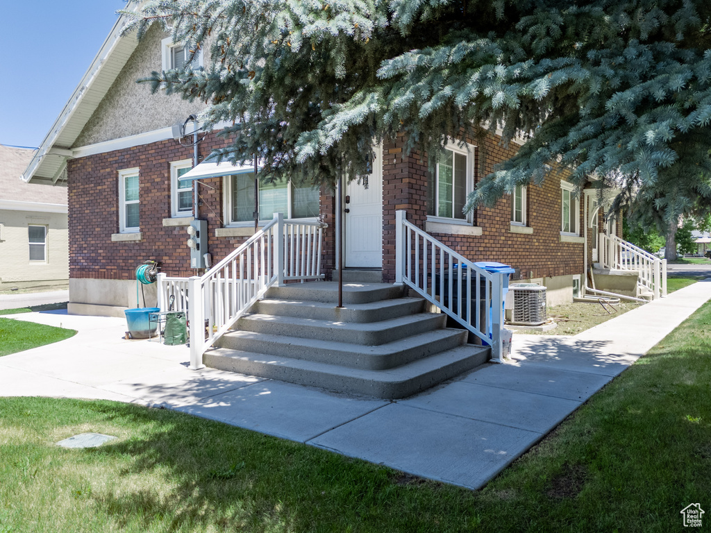 229 N MAIN ST Smithfield, UT 84335