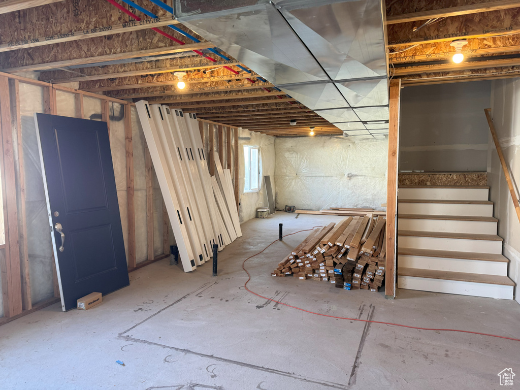 Below grade area with stairway