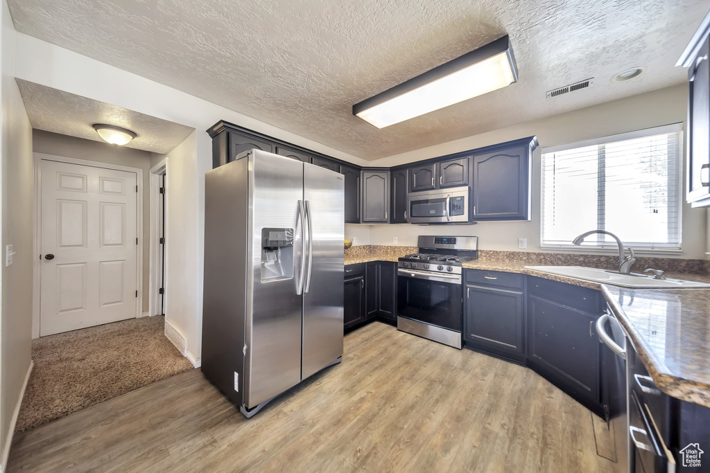 637 W CHASE LN Centerville, UT 84014