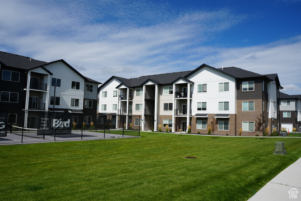 View of building exterior featuring a residential view
