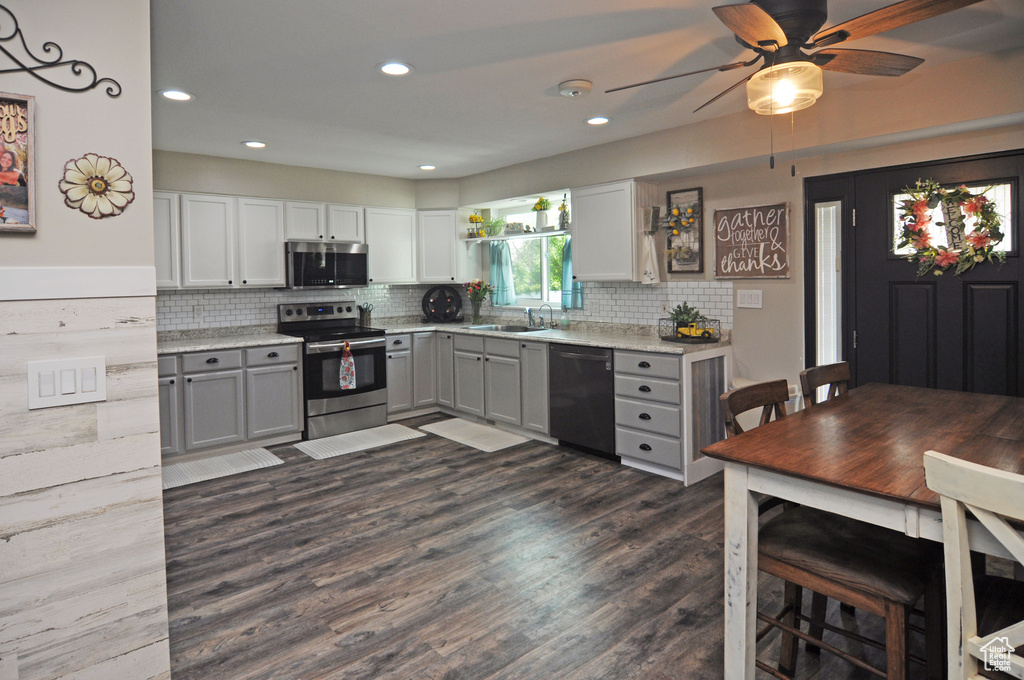 2857 W 2250 N Clinton, UT 84015