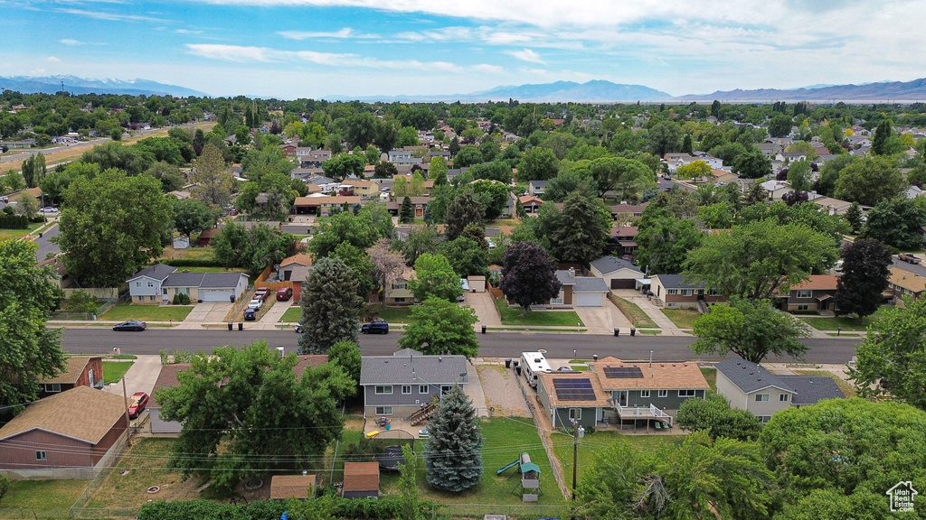 604 W 1750 N Clinton, UT 84015