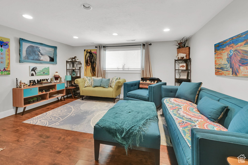 604 W 1750 N Clinton, UT 84015