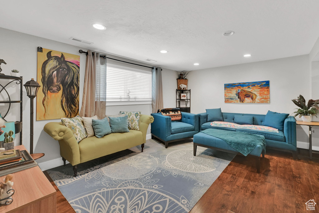 604 W 1750 N Clinton, UT 84015