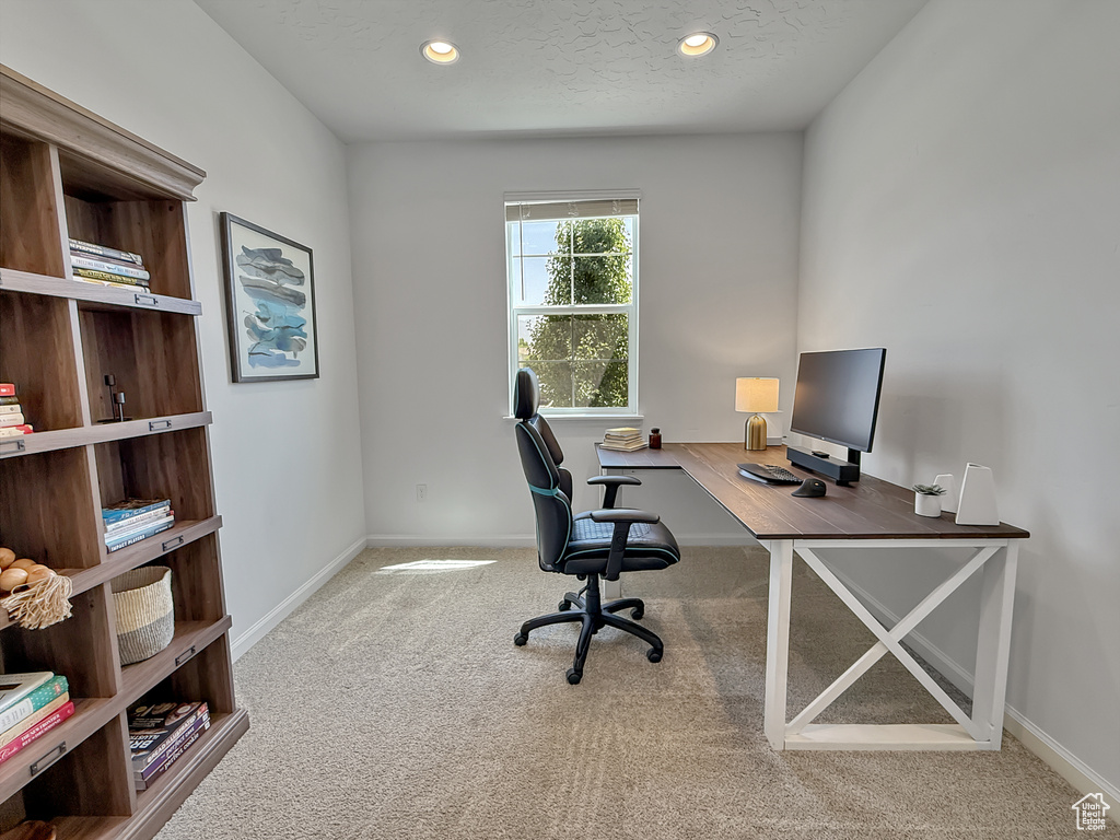 Home office featuring carpet flooring and recessed lighting