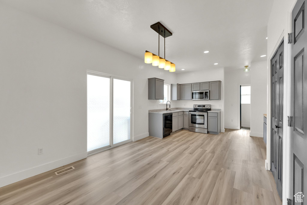3482 E KENNEKUK CIR Eagle Mountain, UT 84005