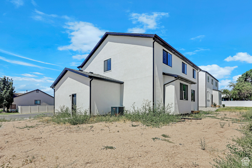 Photo 36 for MLS #2094331 at 274 N 825 West