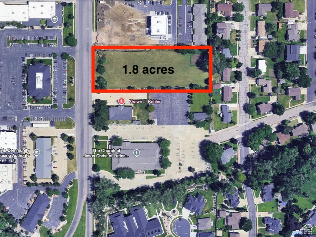 Aerial view of property\'s location featuring property boundaries highlighted