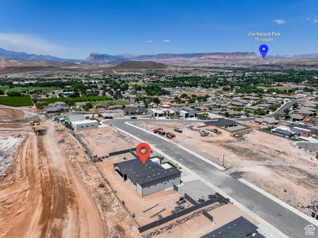 Bird\'s eye view of a mountain backdrop